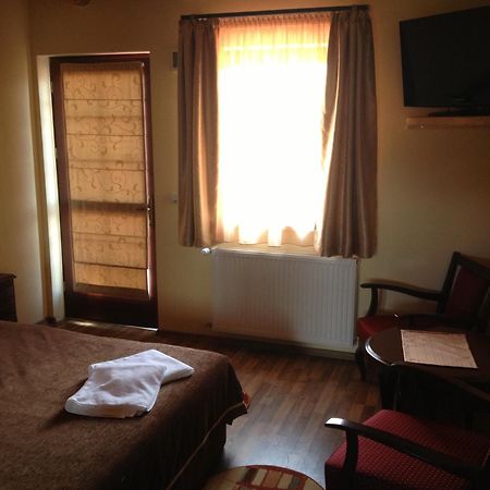 Pensiunea La Nise Sîmbăta de Sus Camera foto