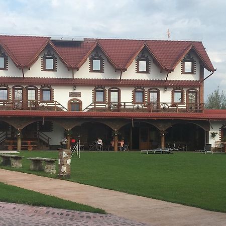 Pensiunea La Nise Sîmbăta de Sus Esterno foto