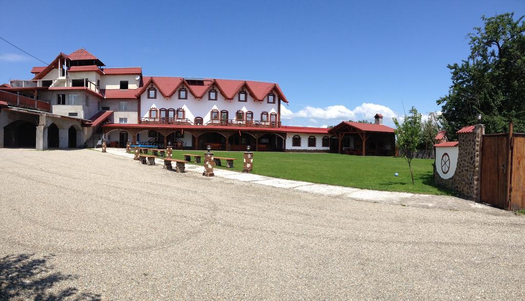 Pensiunea La Nise Sîmbăta de Sus Esterno foto
